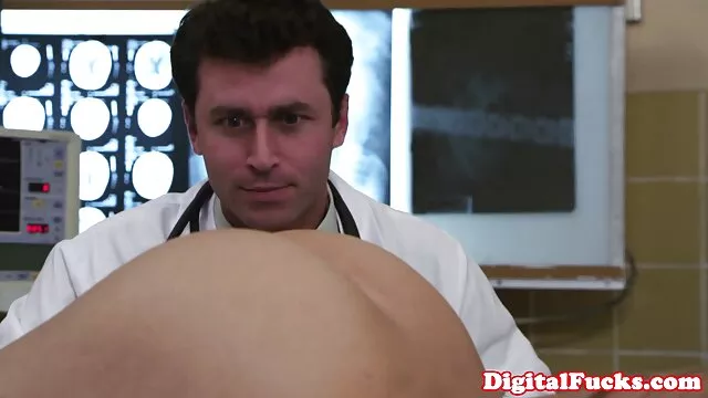 BRAZZERS الكلبة سكس مترجم احترافي المحاصرة مليئة بعقب صلب - Str8