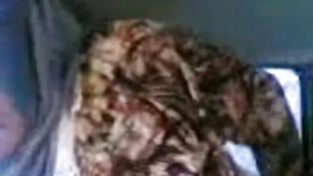 يستسلم المساعد الرائع لسحر الرئيس موقع احترافي سكس مترجم