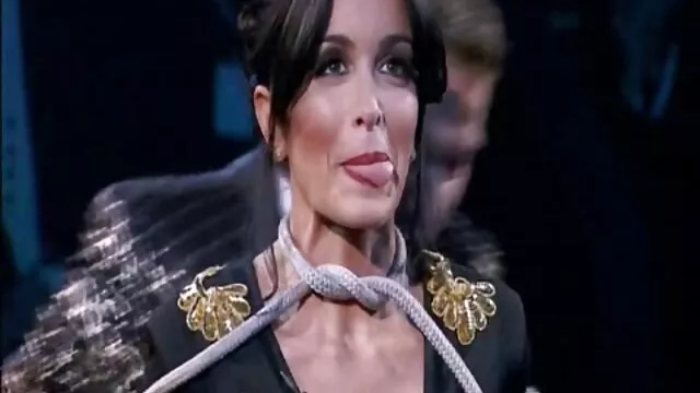 TUSHYRAW يمتد أفلام سكس احترافي الباب الخلفي حتى النهاية مع BWC