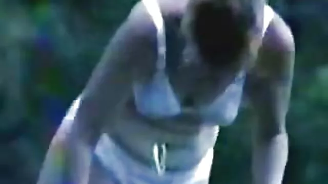 دخل المراهق سكس احترافي عربي إلى عائلة سميثنرز!
