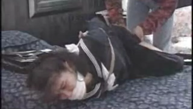مفلس sex مترجم احترافي جبهة تحرير مورو الإسلامية تمتص ديك رئيس الجامعة