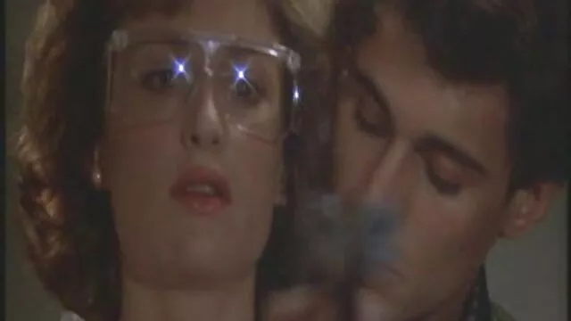 برازرز: عملاء عائدون جدد لصالون بيلا سكس احترافى رولاند في PornHD