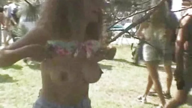 أول Xpereience الشرج مثليه ليكسي - موقع سكس احترافي مع إميلي!