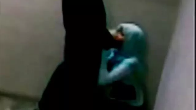 جميلة لونا تغري افلام سكس احترافي مترجم ضيف والدها